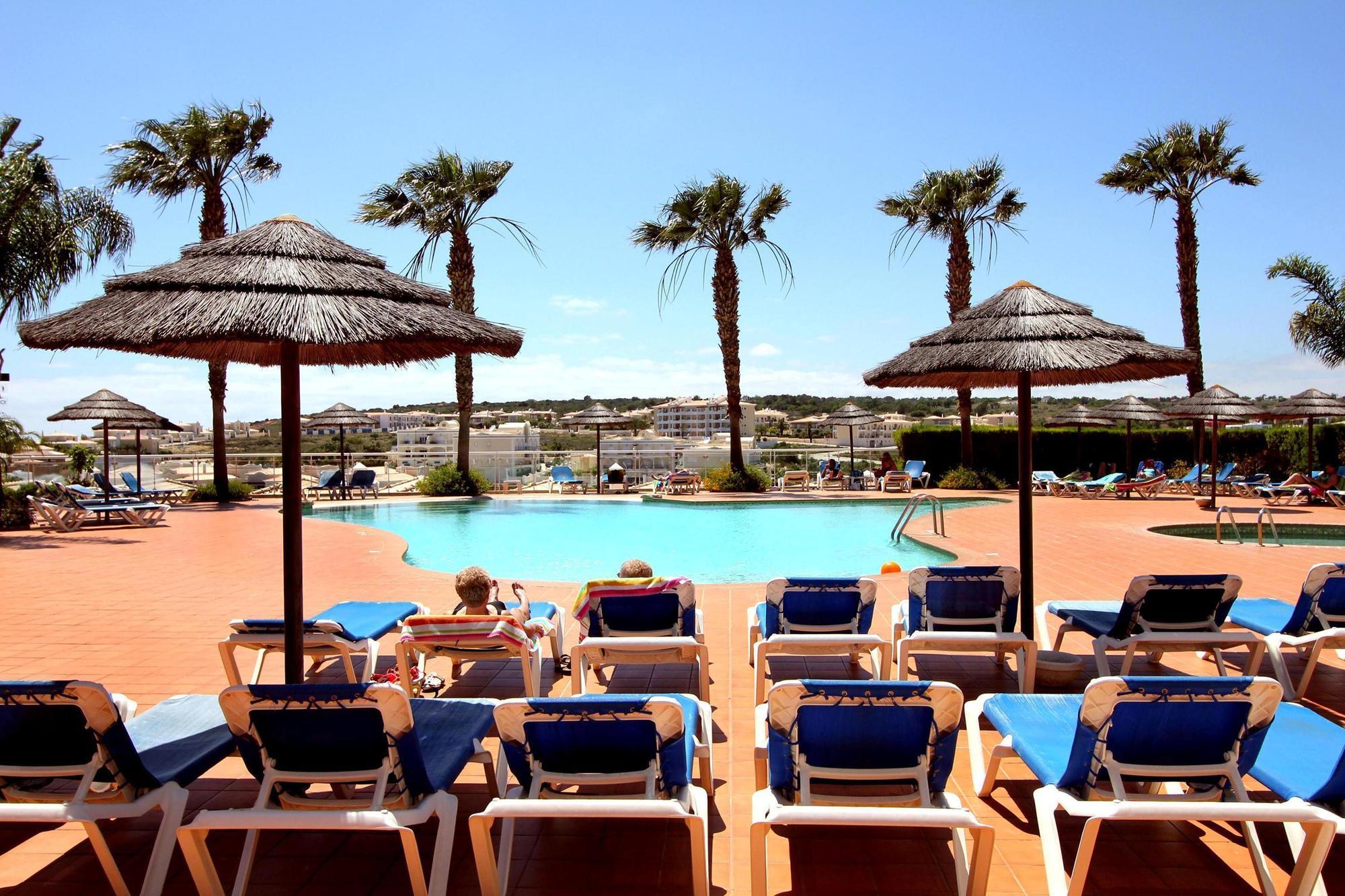 Vila Mos - Beach Resort Lagos Kültér fotó