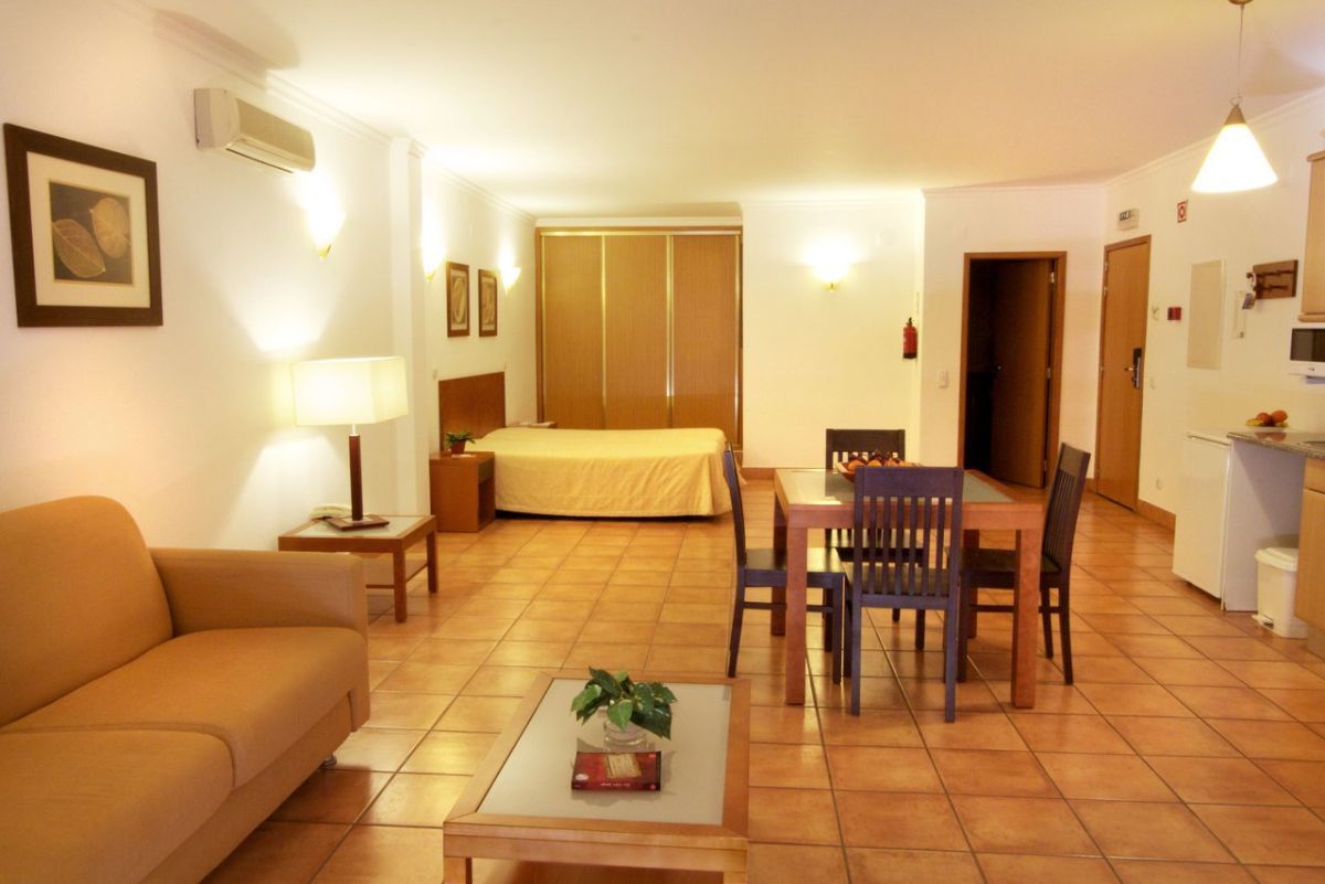 Vila Mos - Beach Resort Lagos Kültér fotó