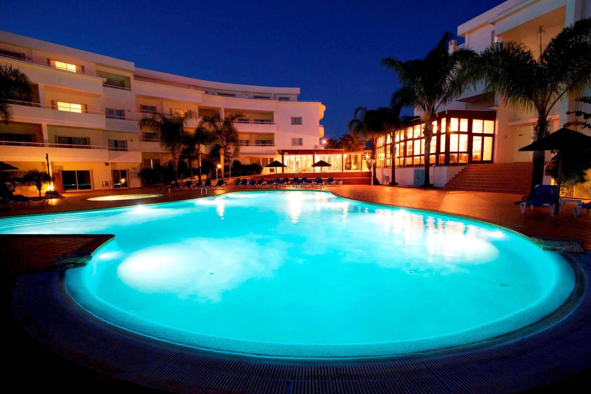 Vila Mos - Beach Resort Lagos Kültér fotó