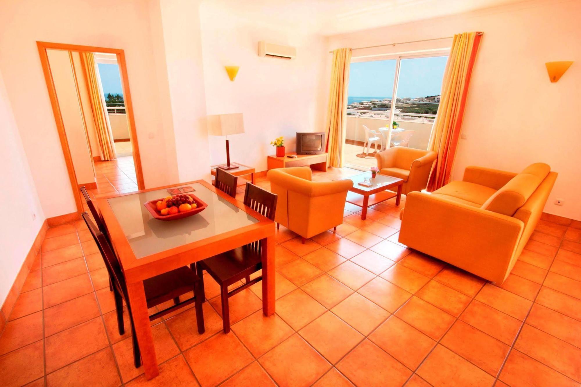 Vila Mos - Beach Resort Lagos Szoba fotó